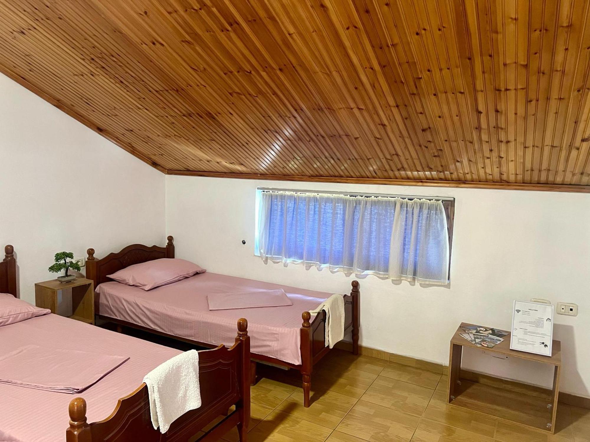 Happy Corner Hostel